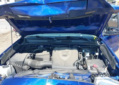 2022 Toyota Tacoma Sr5 V6 из США, поврежденный, VIN 3TMDZ5BN3NM139461